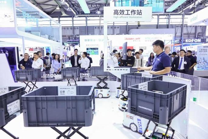 海柔创新:持续探索箱式仓储机器人的更多可能